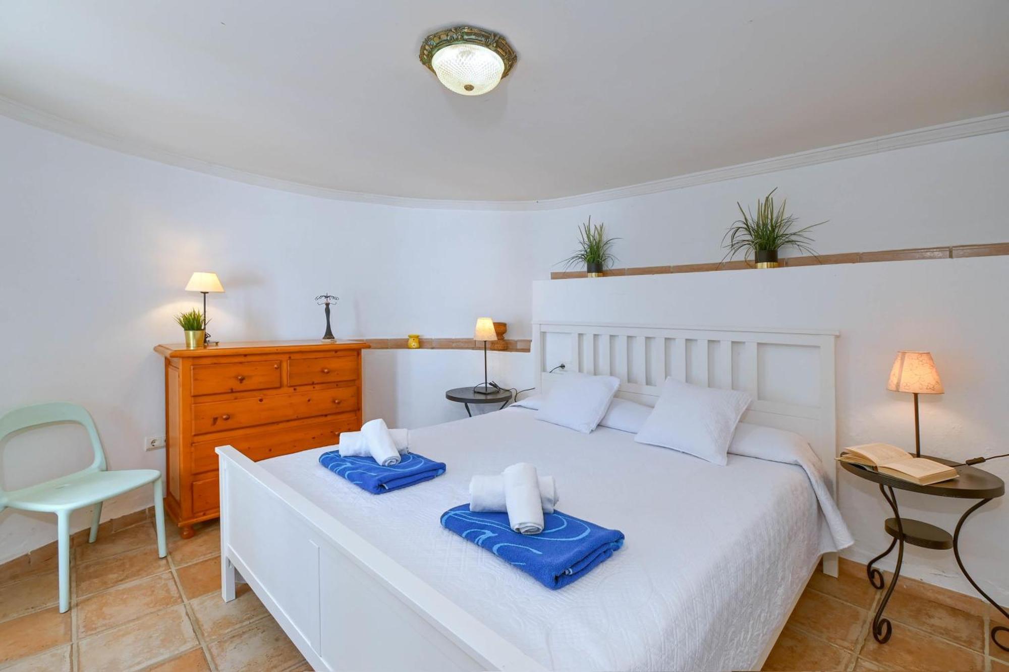 Lau Villa *
