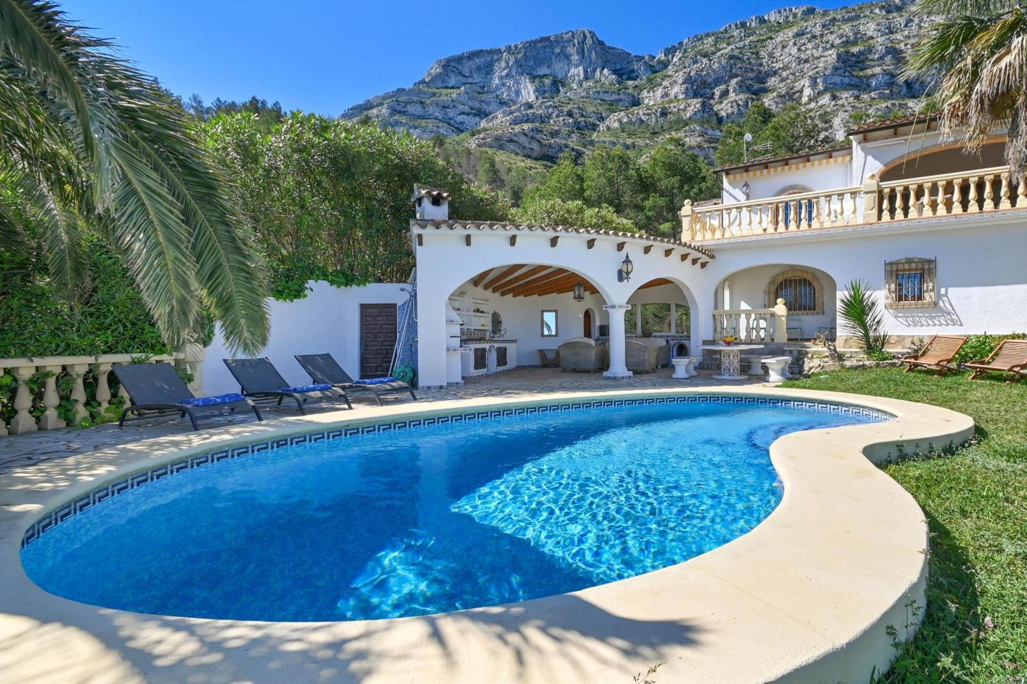 Lau Villa